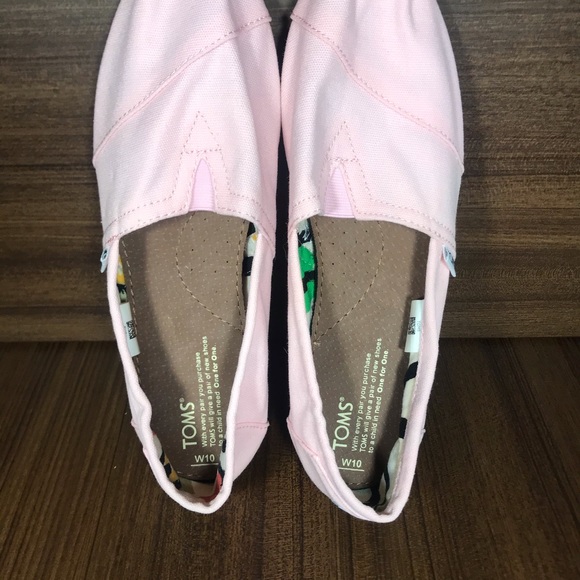 TOMS Women’s Pink Canvas Classics Size 10 - Picture 6 of 8